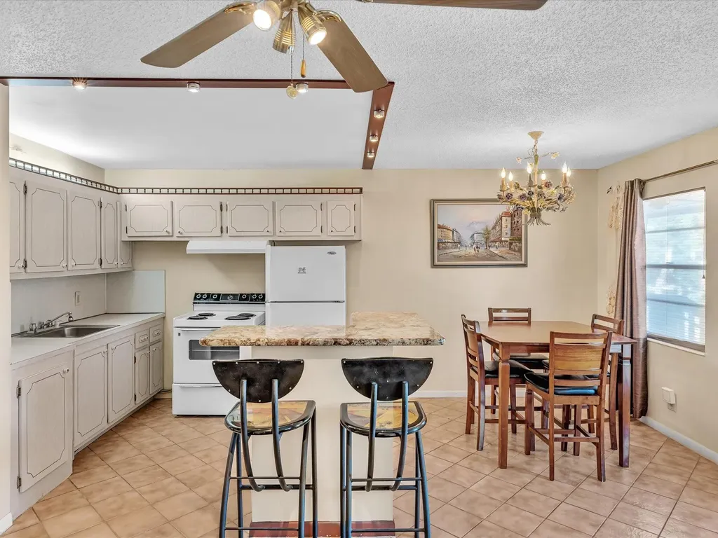 238 Ventnor Q Deerfield Beach FL 33442