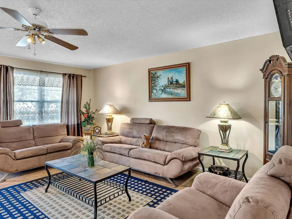 238 Ventnor Q Deerfield Beach FL 33442