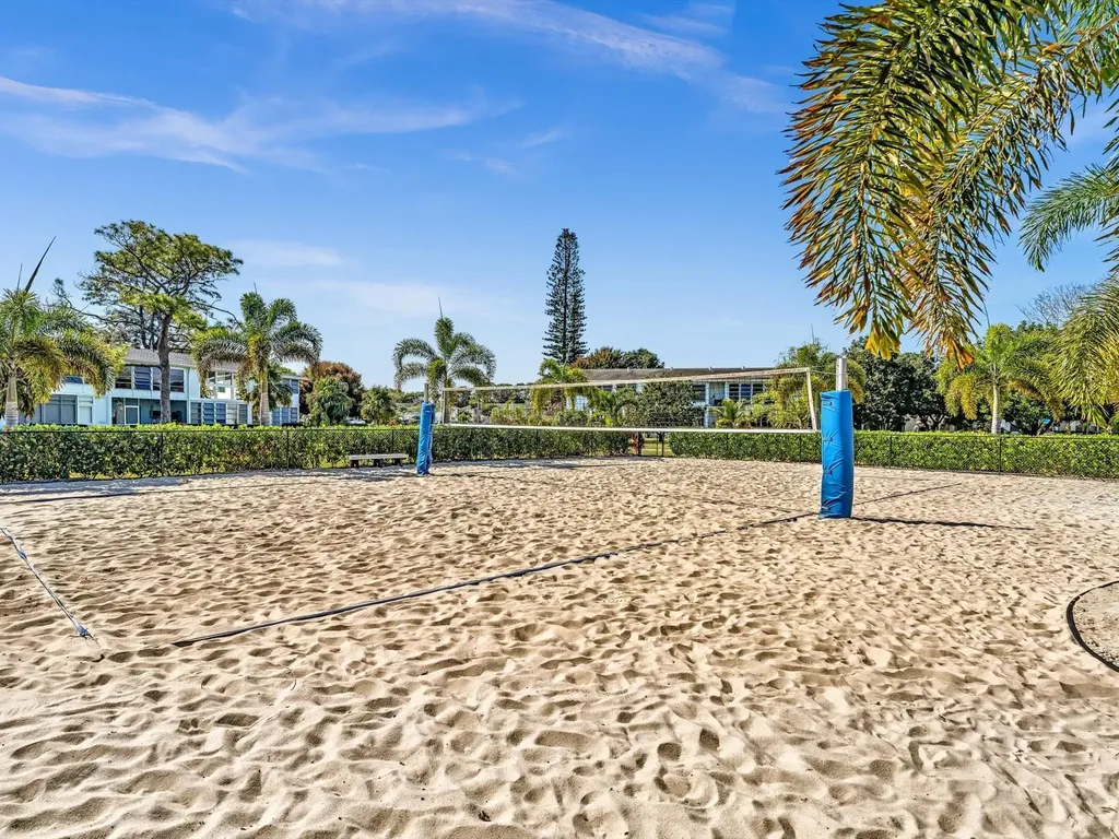 238 Ventnor Q Deerfield Beach FL 33442