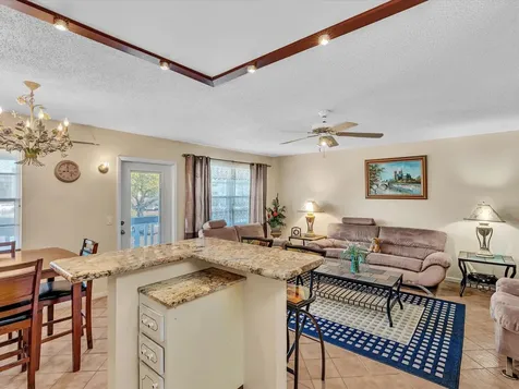 238 Ventnor Q Deerfield Beach FL 33442