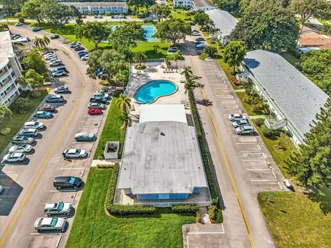 238 Ventnor Q Deerfield Beach FL 33442
