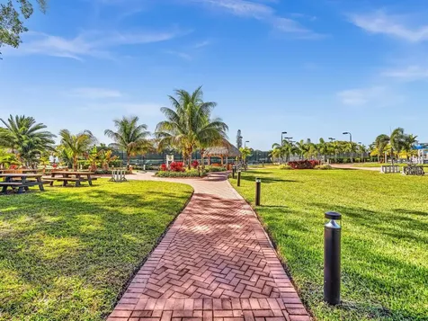 238 Ventnor Q Deerfield Beach FL 33442