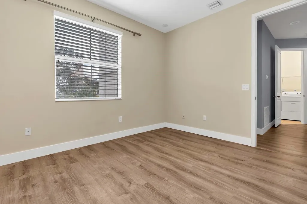 3330 NW 124th Way Sunrise FL 33323