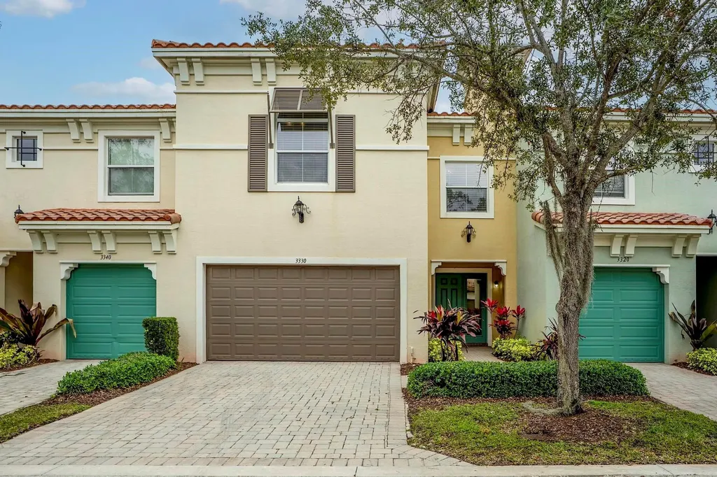 3330 NW 124th Way Sunrise FL 33323