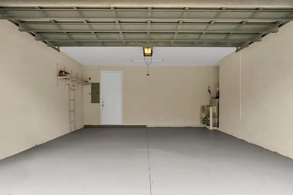 3330 NW 124th Way Sunrise FL 33323