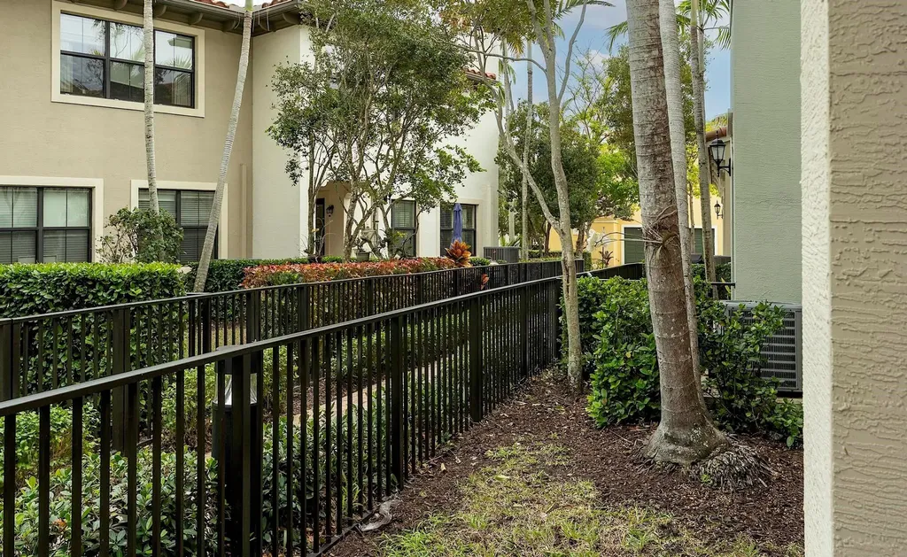 3330 NW 124th Way Sunrise FL 33323