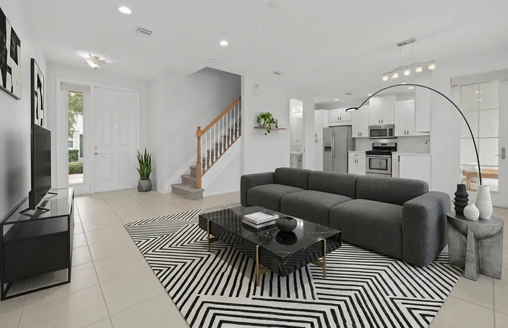 3330 NW 124th Way Sunrise FL 33323