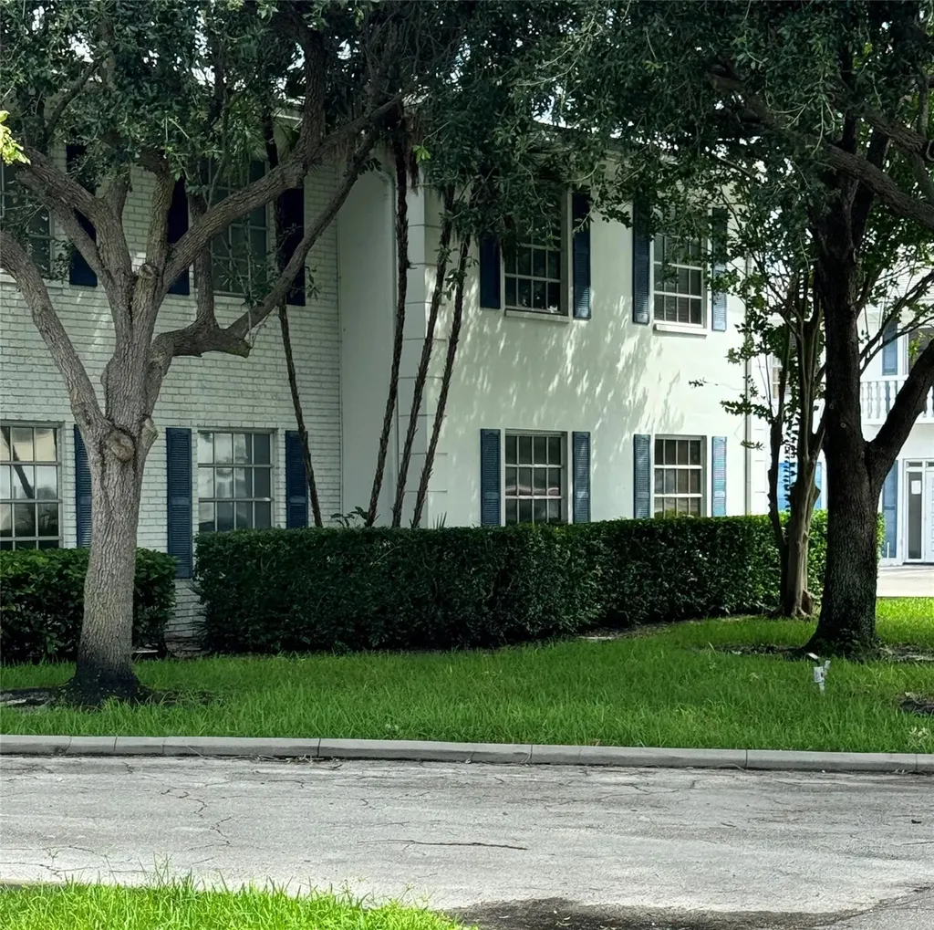 2171 NE 66th Street Fort Lauderdale FL 33308