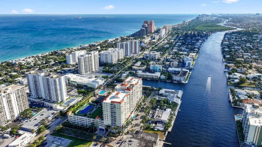 3020 NE 32nd Avenue Fort Lauderdale FL 33308