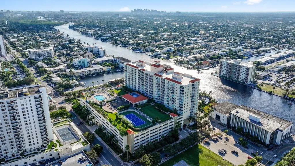 3020 NE 32nd Avenue Fort Lauderdale FL 33308