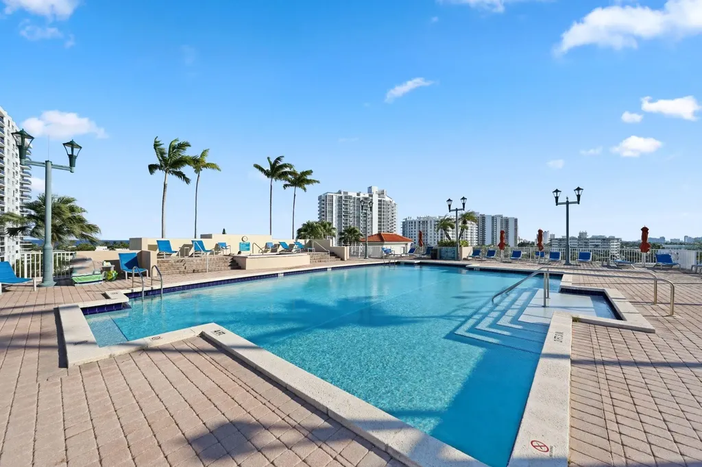 3020 NE 32nd Avenue Fort Lauderdale FL 33308