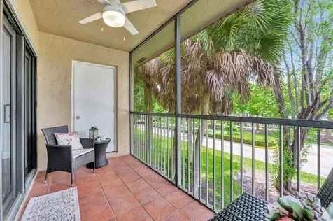334 Lakeview Drive Weston FL 33326