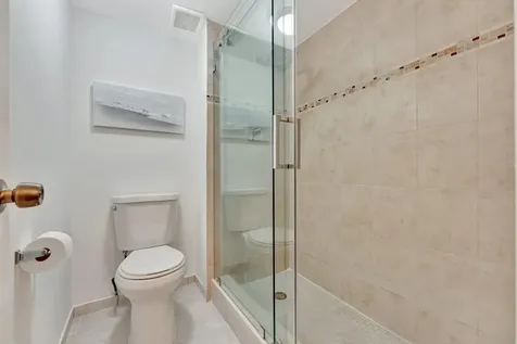 334 Lakeview Drive Weston FL 33326