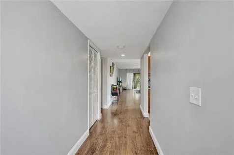 334 Lakeview Drive Weston FL 33326