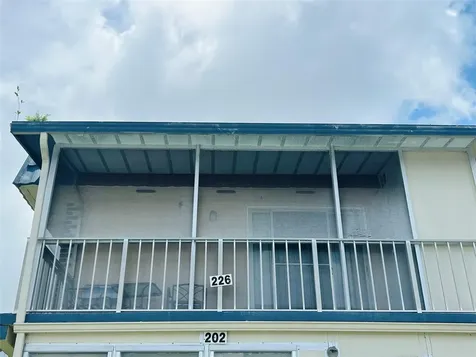 226 Brittany E Delray Beach FL 33446