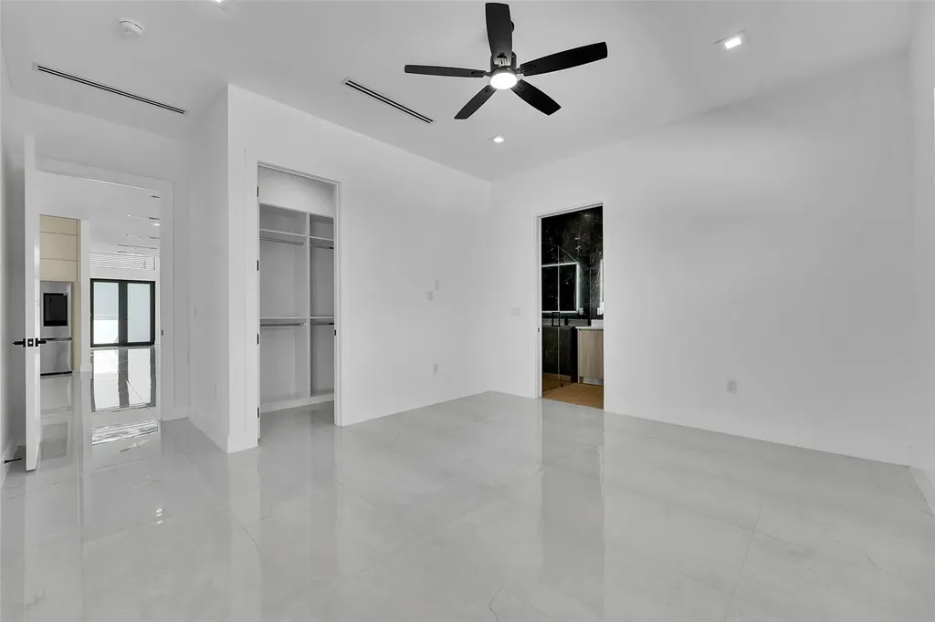 1113 NE 16th Street Fort Lauderdale FL 33304