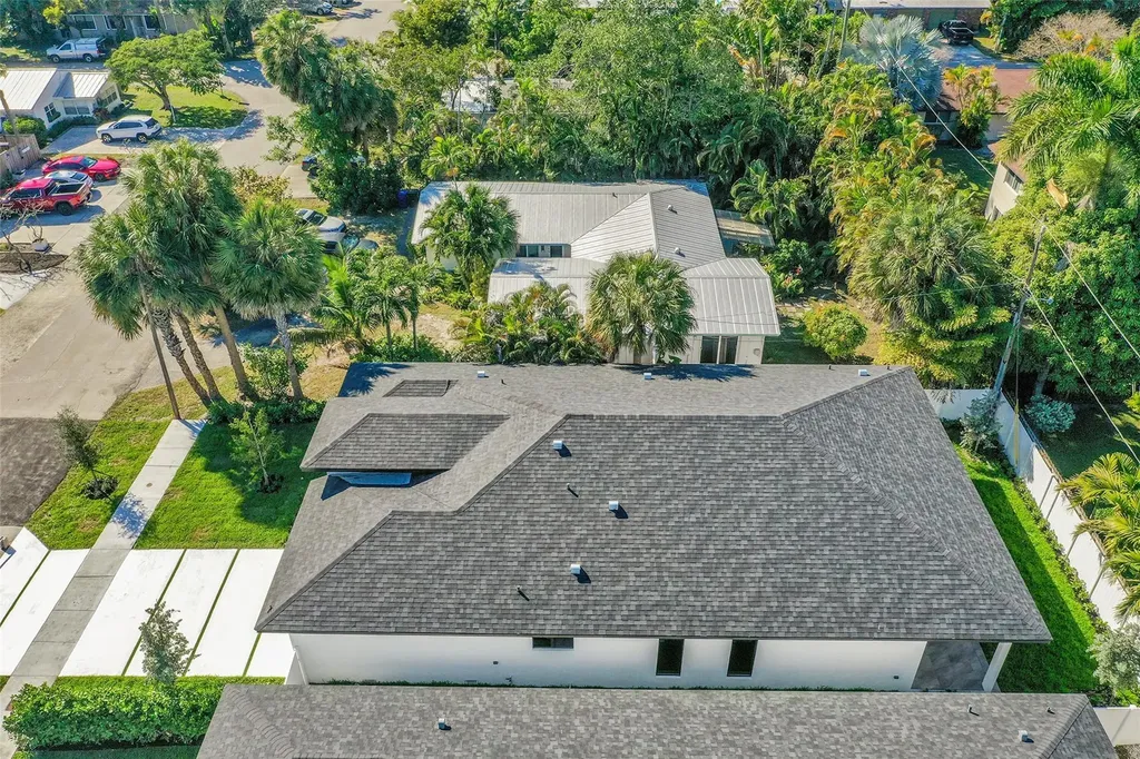 1113 NE 16th Street Fort Lauderdale FL 33304