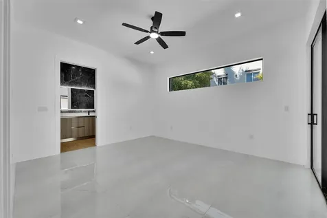 1113 NE 16th Street Fort Lauderdale FL 33304