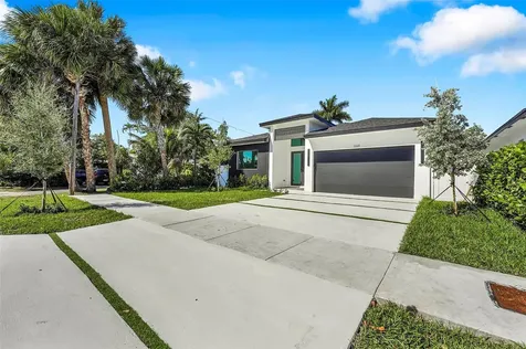 1113 NE 16th Street Fort Lauderdale FL 33304
