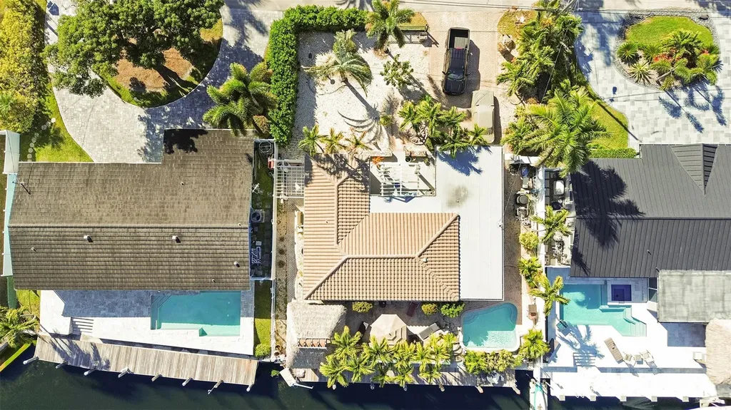 2401 SE 12th Street Pompano Beach FL 33062