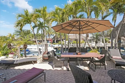 2401 SE 12th Street Pompano Beach FL 33062