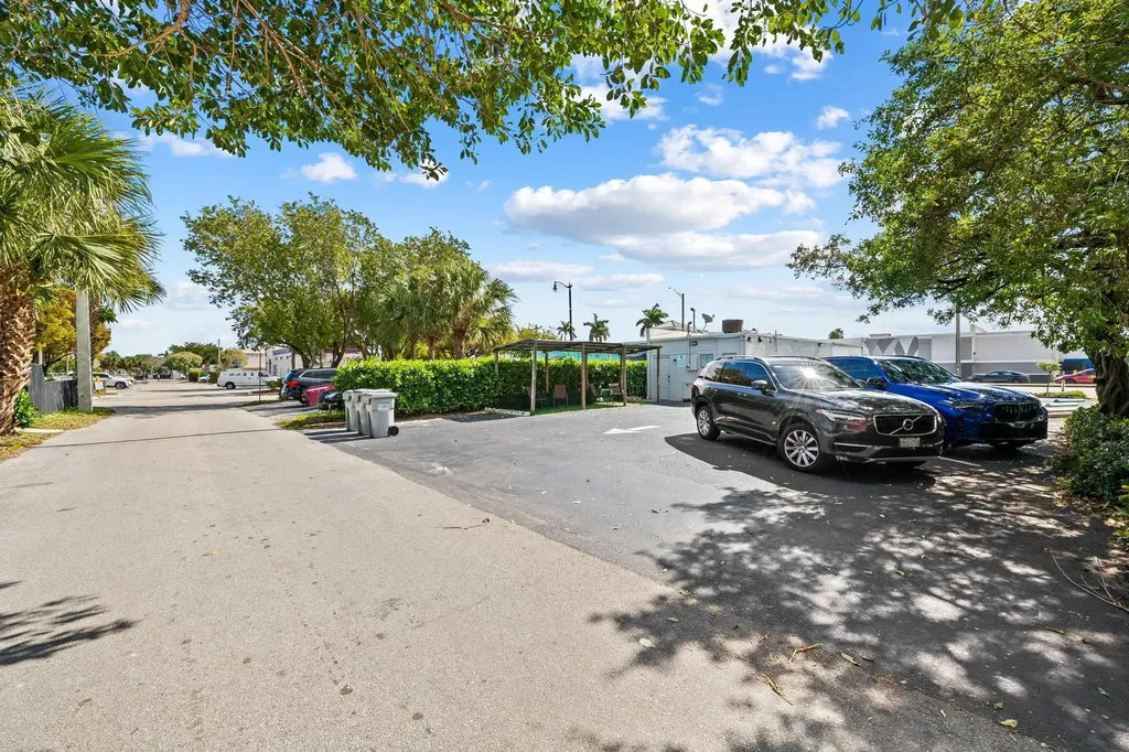 1649 E Sample Road Pompano Beach FL 33064