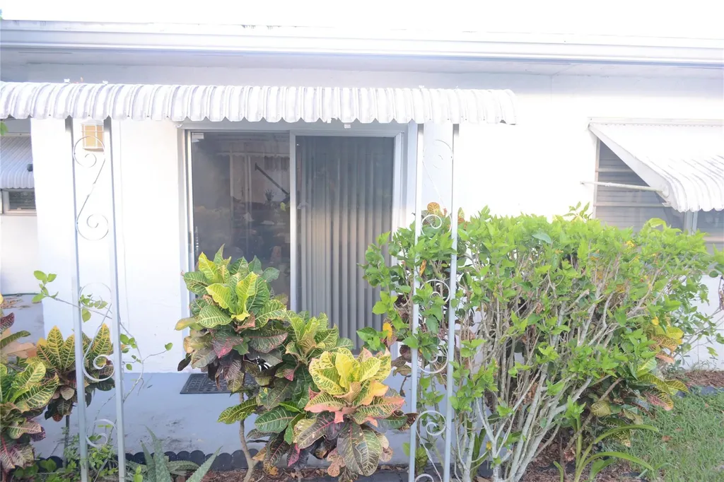 13075 Via Minerva Delray Beach FL 33484
