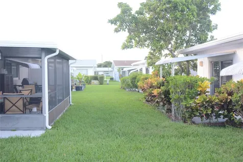 13075 Via Minerva Delray Beach FL 33484