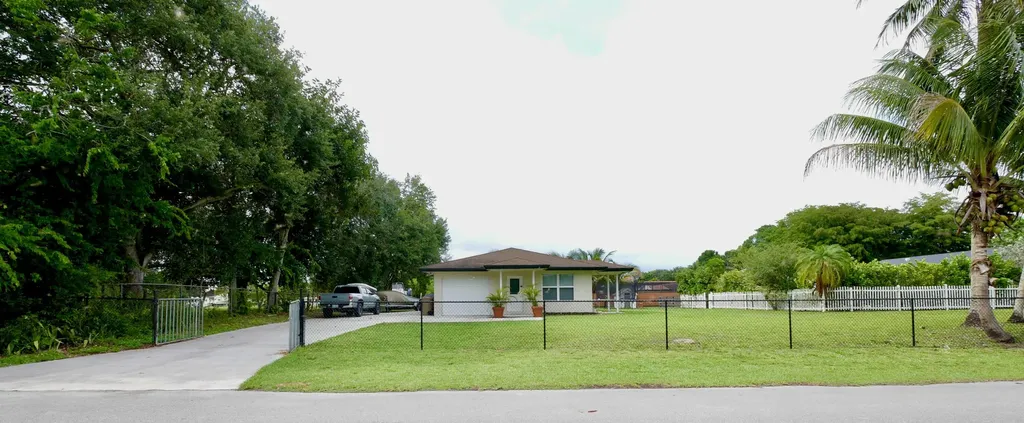 5191 SW 109th Avenue Davie FL 33328