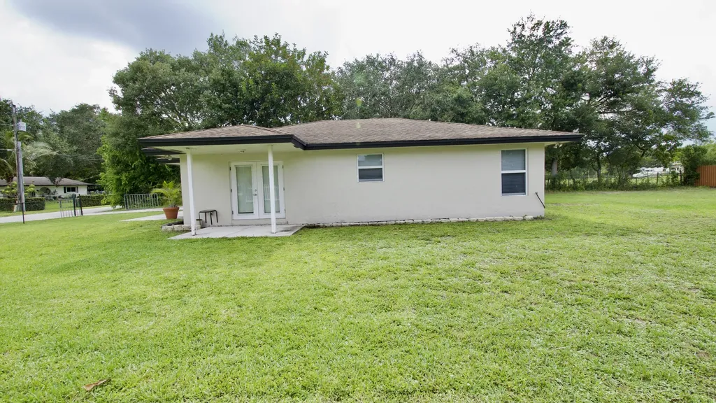 5191 SW 109th Avenue Davie FL 33328
