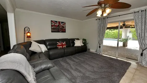 5191 SW 109th Avenue Davie FL 33328