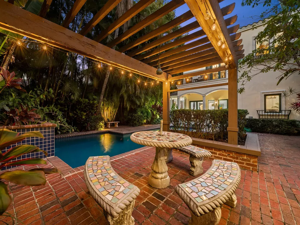 347 Poinciana Drive Fort Lauderdale FL 33301