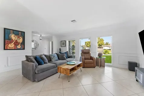 8264 Shadow Wood Boulevard Coral Springs FL 33071