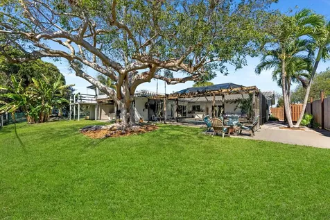 8264 Shadow Wood Boulevard Coral Springs FL 33071