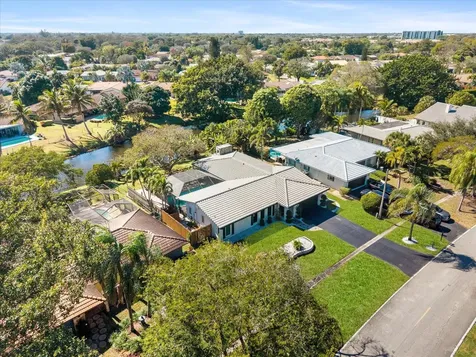 8264 Shadow Wood Boulevard Coral Springs FL 33071