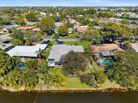 8264 Shadow Wood Boulevard Coral Springs FL 33071