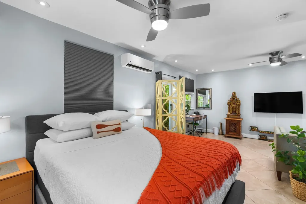 1110 NW 7th Avenue Fort Lauderdale FL 33311