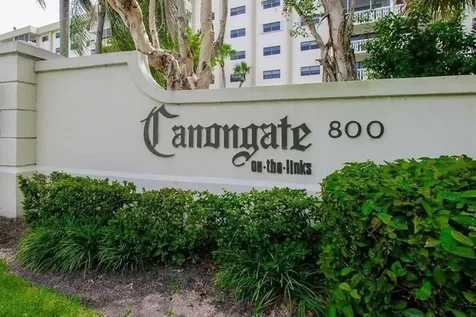 800 NE 195th Street Miami FL 33179