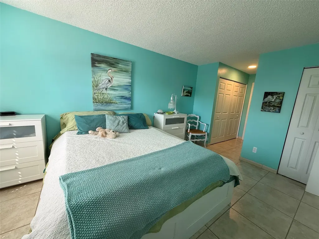 2761 N Pine Island Road Sunrise FL 33322