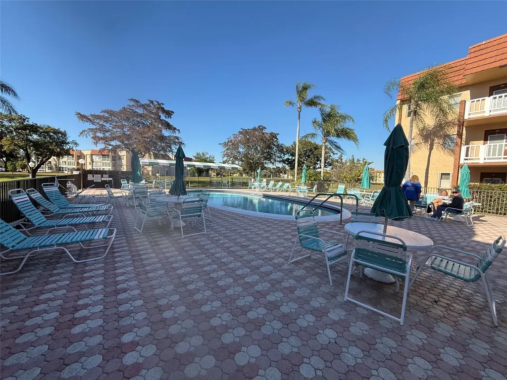 2761 N Pine Island Road Sunrise FL 33322