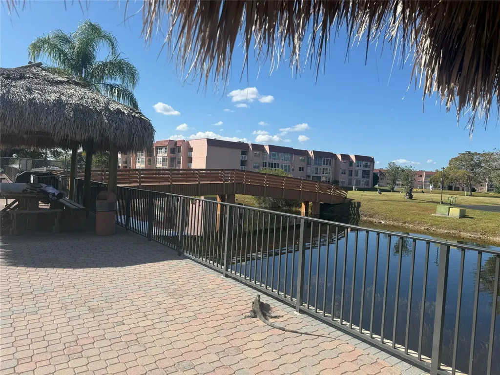 2761 N Pine Island Road Sunrise FL 33322