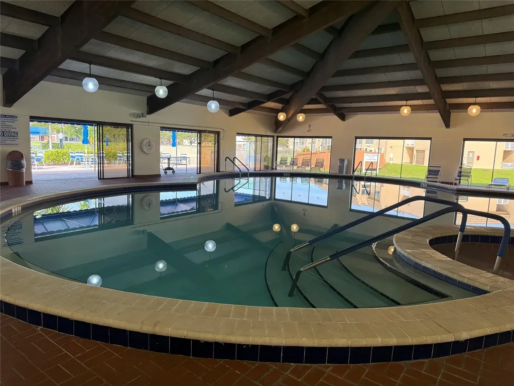 2761 N Pine Island Road Sunrise FL 33322