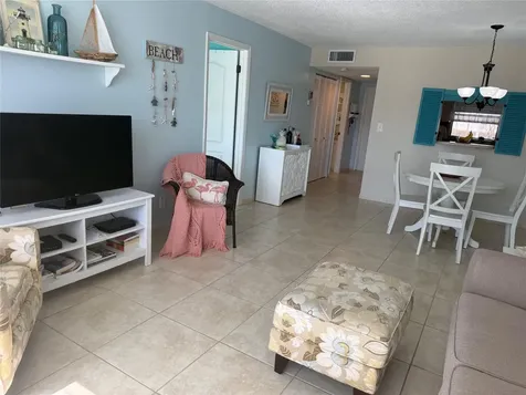 2761 N Pine Island Road Sunrise FL 33322