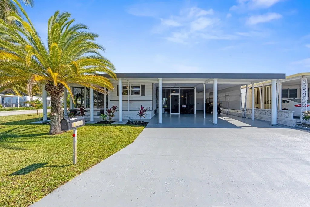1800 SW 83rd Terrace Davie FL 33324