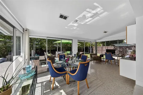 2701 NE 10th Terrace Wilton Manors FL 33334