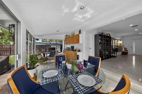2701 NE 10th Terrace Wilton Manors FL 33334