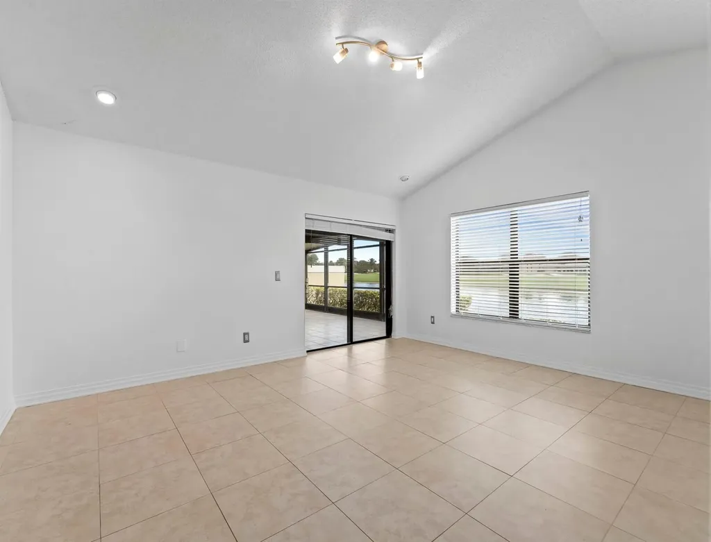 Boynton Beach FL 33472