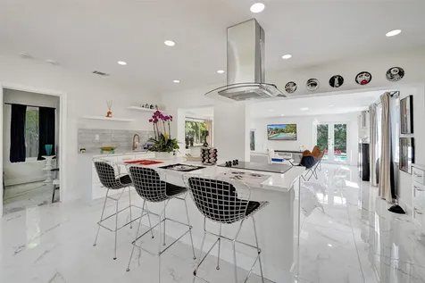 539 NE 25th Street Wilton Manors FL 33305