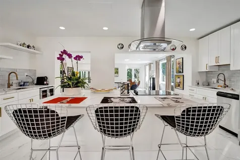 539 NE 25th Street Wilton Manors FL 33305