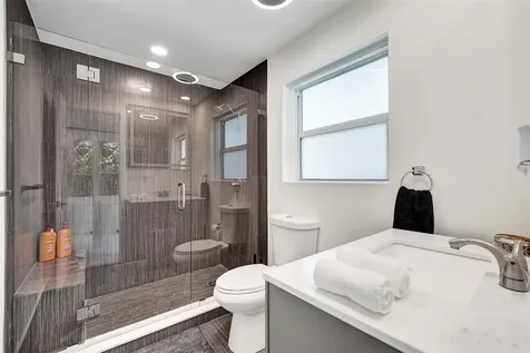 539 NE 25th Street Wilton Manors FL 33305